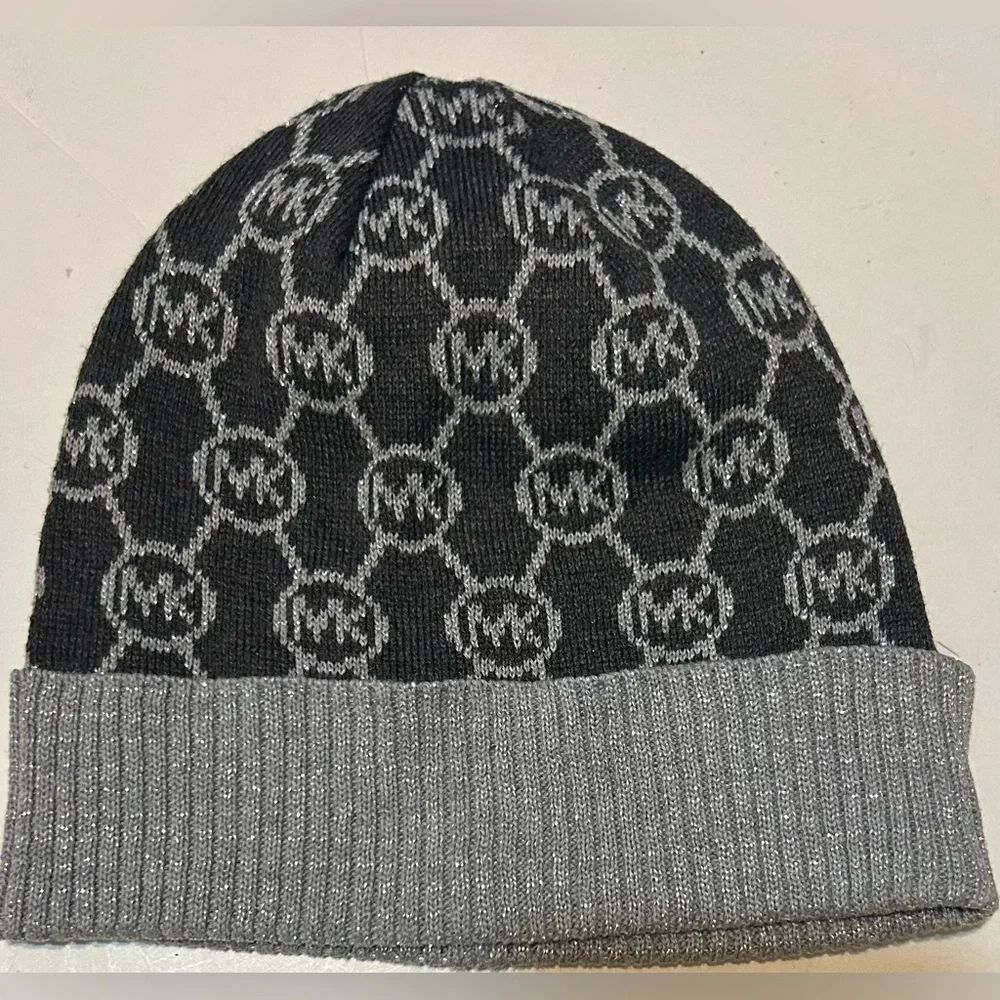 Michael Kors Logo Sparkle Hat
